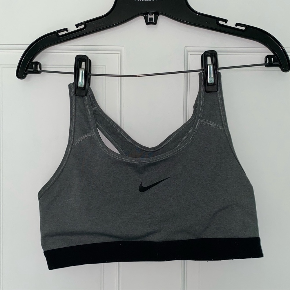 NIKE SPORTS BRA : SIZE S
